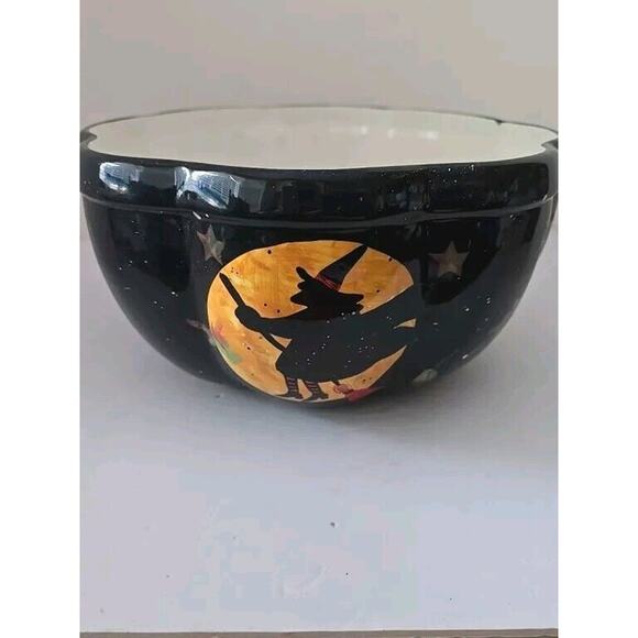 Susan Winget Flying Witch Halloween Ceramic 10" Candy Bowl - Picture 1 of 5